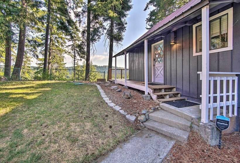 Alpine Retreat W/ Hot Tub & Mountain Views!