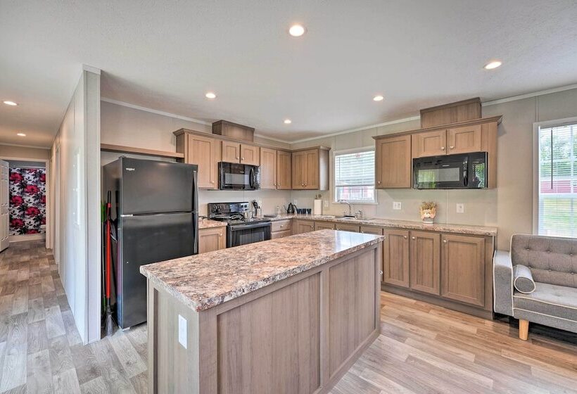 Cassopolis Escape, Near Stevens Memorial Park