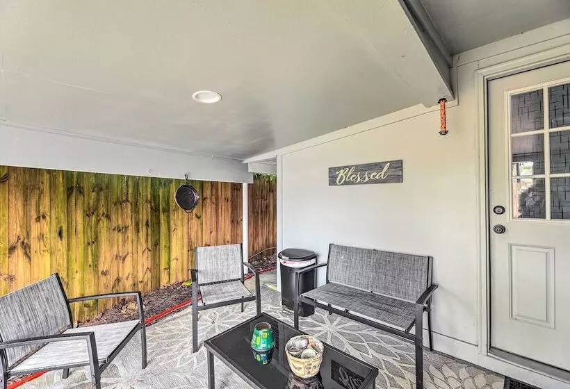 Cottage With Patio & Shared Waterfront Perks!