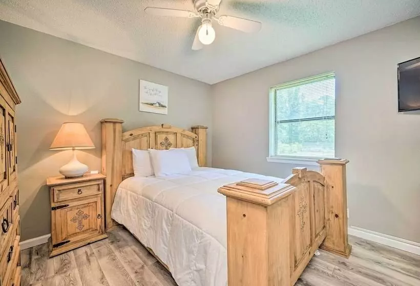 Cozy Murfreesboro Home Near Local Attractions!