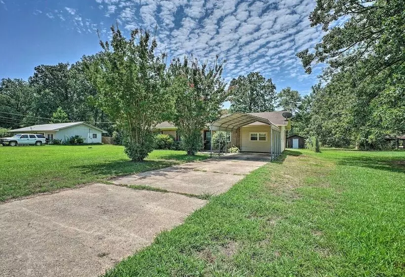 Cozy Murfreesboro Home Near Local Attractions!