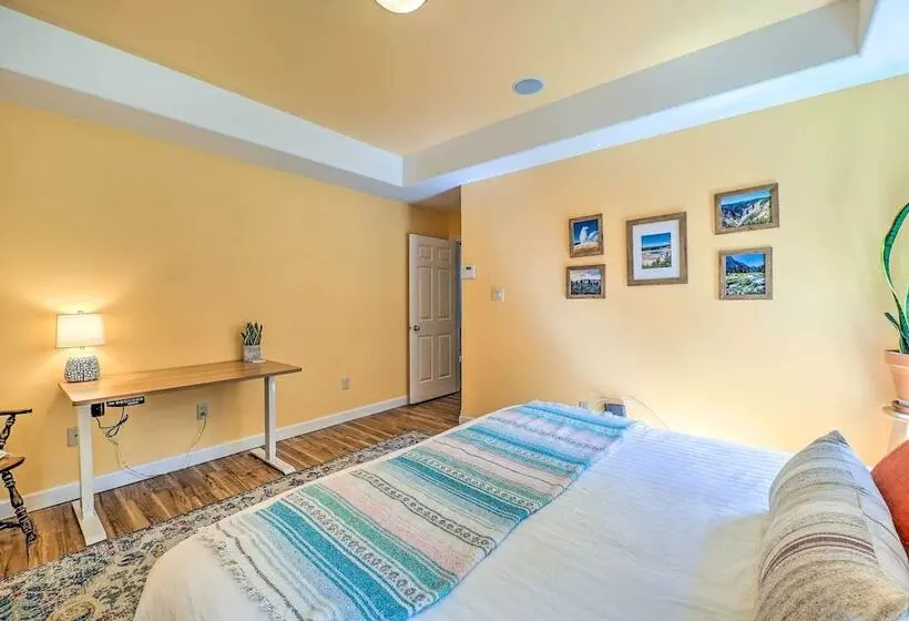 Cozy Whitehall Hideaway W/ Hot Tub + Chiminea!