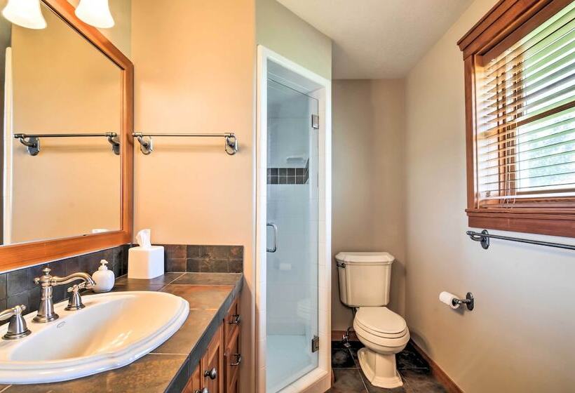 Custom Home W/ Decks In Boulder! Gateway To Parks!