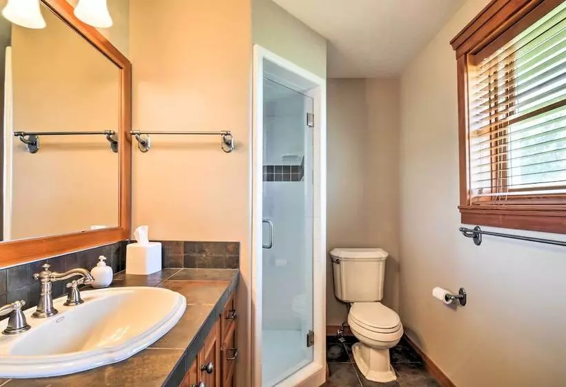 Custom Home W/ Decks In Boulder! Gateway To Parks!