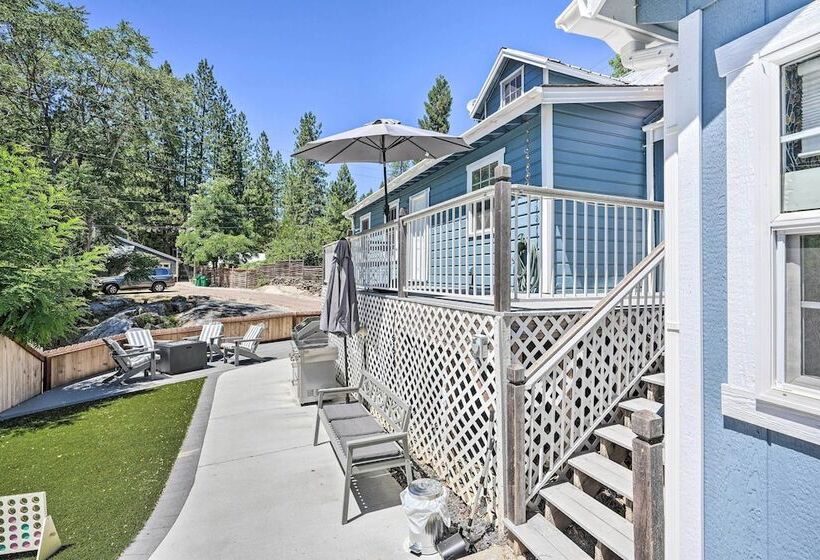 Downtown Nevada City 1900 Victorian Retreat!