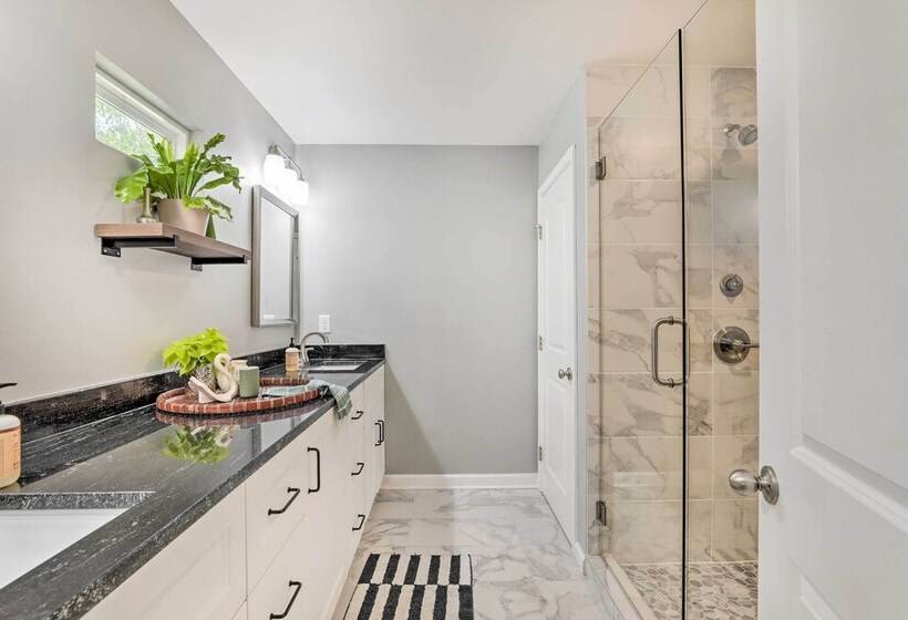 Eclectic Atlanta Abode < 3 Mi To Downtown!