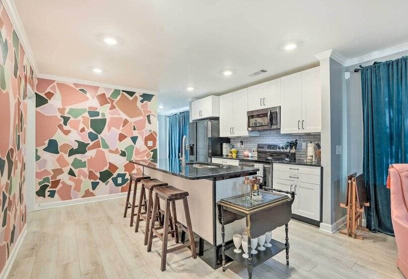 Eclectic Atlanta Abode < 3 Mi To Downtown!