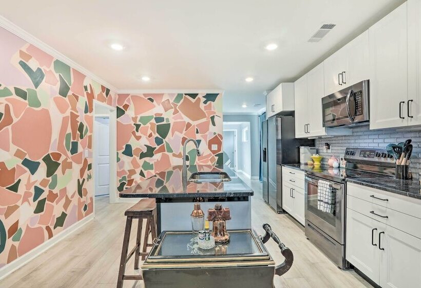 Eclectic Atlanta Abode < 3 Mi To Downtown!