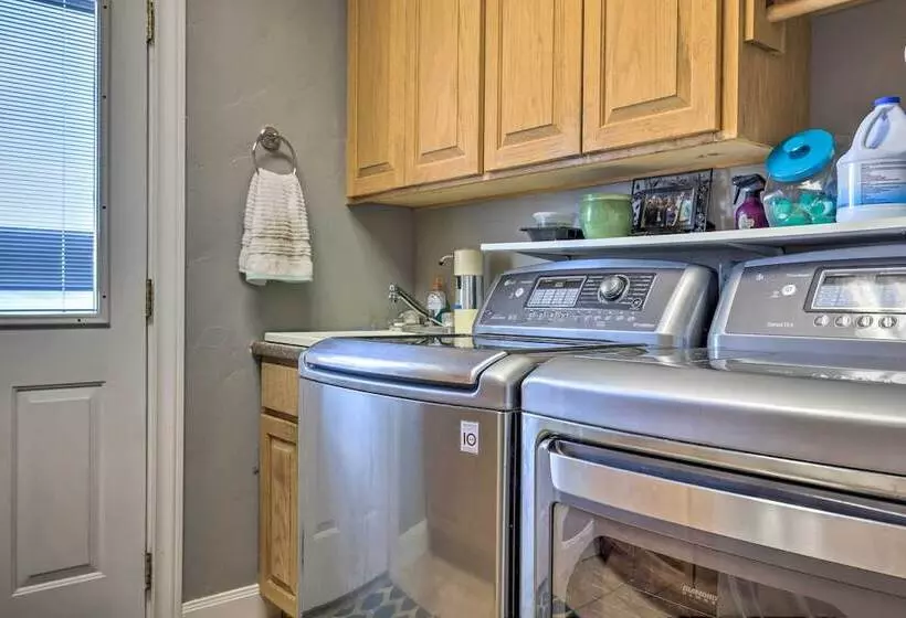 Extravagant 4,500 Sq Ft Home In Hill Country!