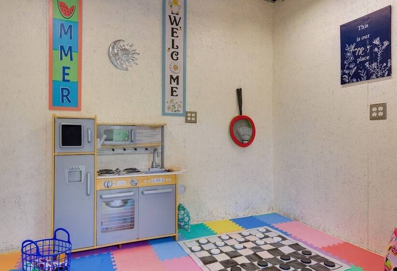 Ocean Springs Beach House W/ Saltwater Pool!