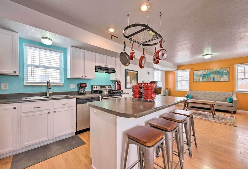 Family Friendly Logan Farmhouse W/ Yard & Near Usu