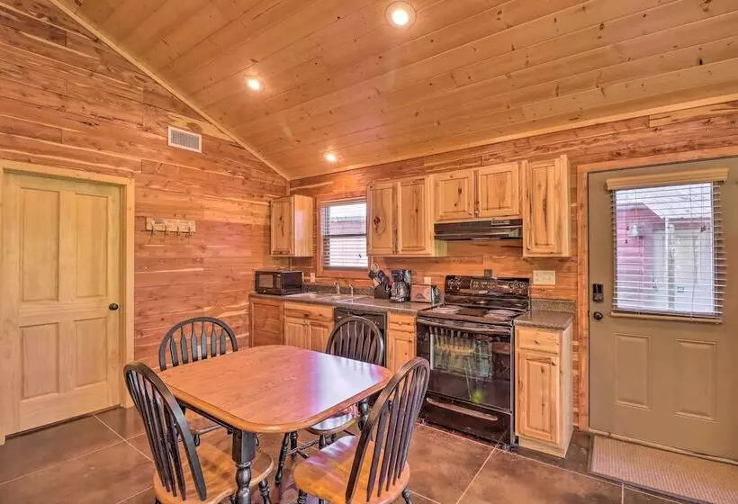 Heber Springs Cabin W/ Deck + River Views!