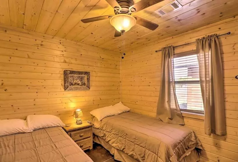 Heber Springs Cabin W/ Deck + River Views!