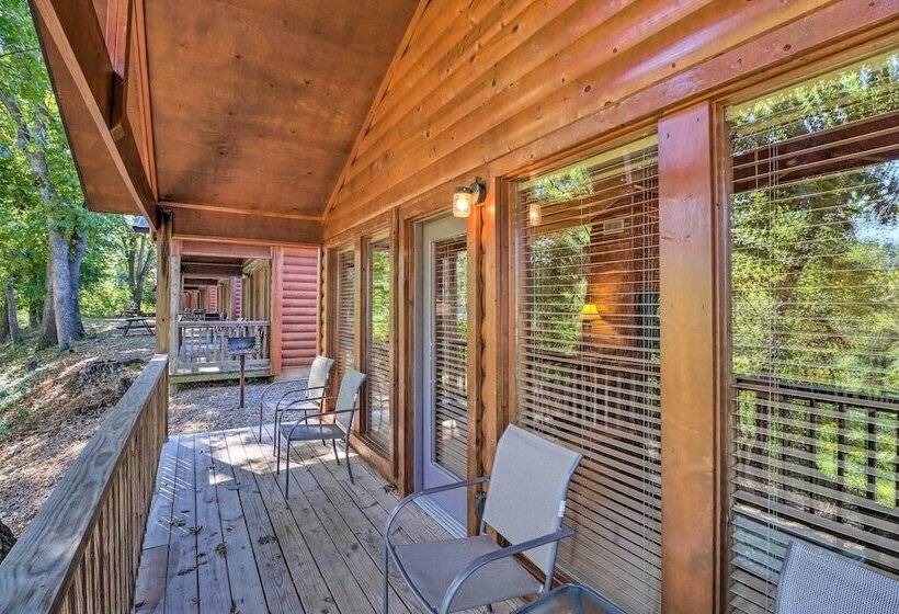 Heber Springs Cabin W/ Deck + River Views!