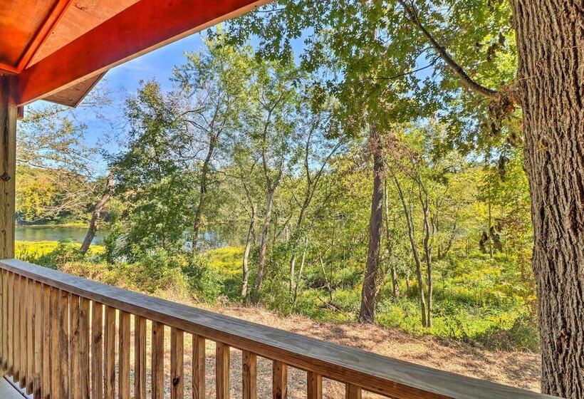 Heber Springs Cabin W/ Deck + River Views!