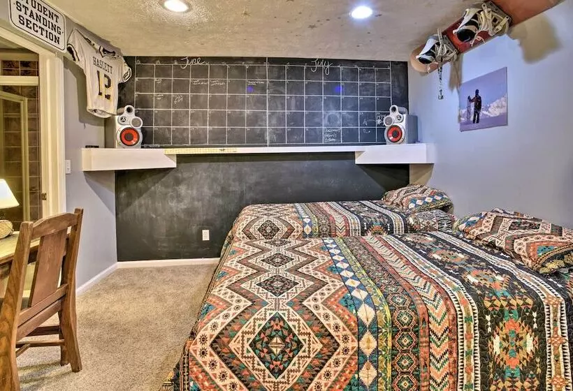 Home On 10 Acres: Perfect For Msu Football Weekend