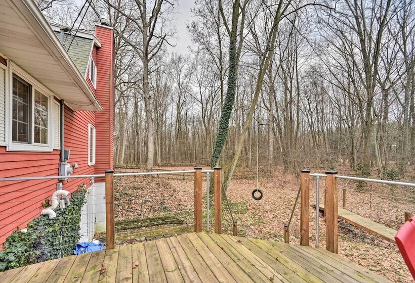 Home On 10 Acres: Perfect For Msu Football Weekend