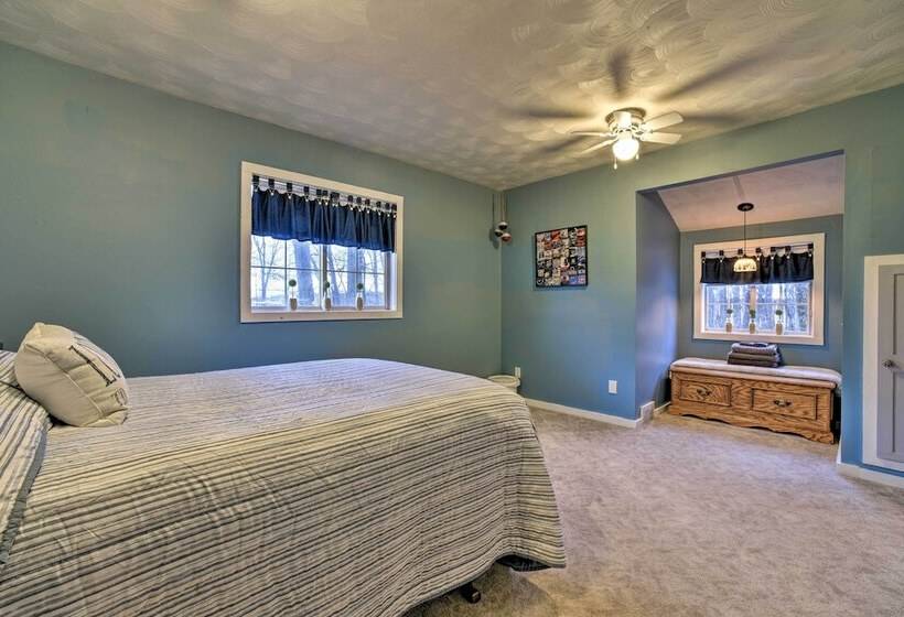 Home On 10 Acres: Perfect For Msu Football Weekend