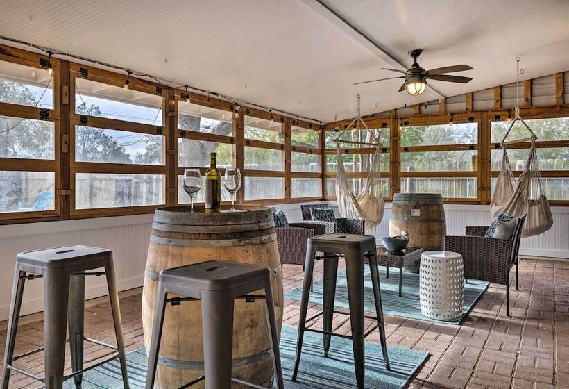 Howdy Haus: Pool + Hot Tub + Outdoor Space