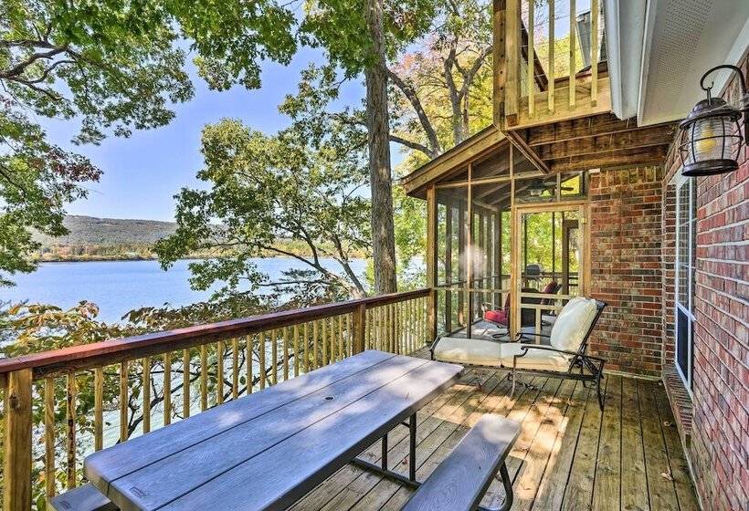 Ideal Chickamauga Lake Home + Dock & Fire Pit