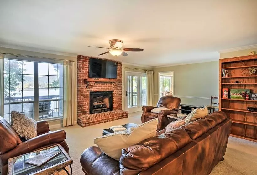 Ideal Chickamauga Lake Home + Dock & Fire Pit
