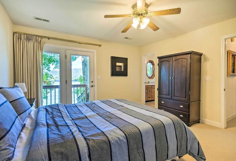 Ideal Chickamauga Lake Home + Dock & Fire Pit