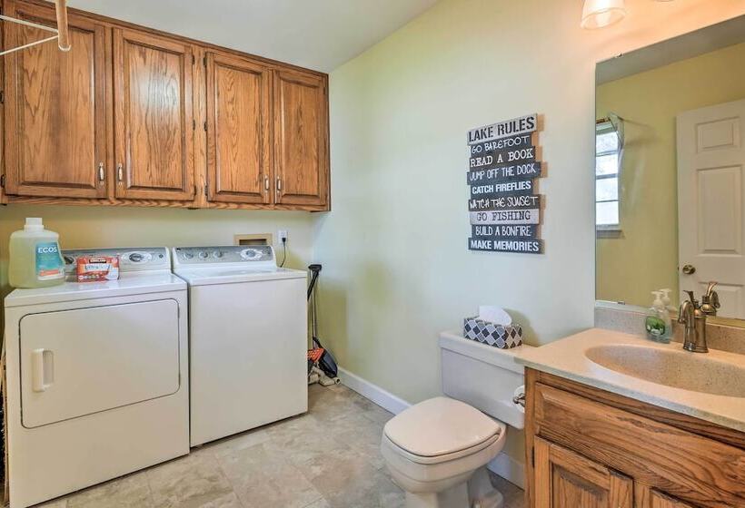 Ideal Chickamauga Lake Home + Dock & Fire Pit