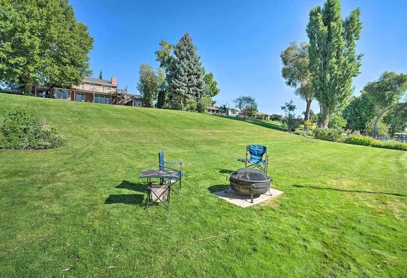 Lake House W/ Hot Tub   1 Mi To Surf  N Slide