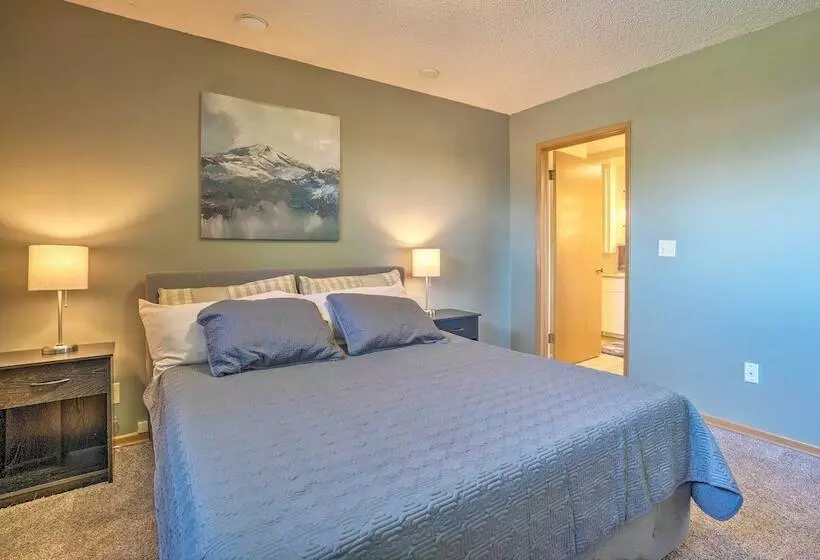 Lake House W/ Hot Tub   1 Mi To Surf  N Slide