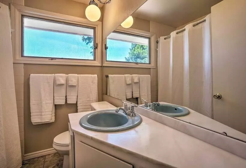 Lake House W/ Hot Tub   1 Mi To Surf  N Slide