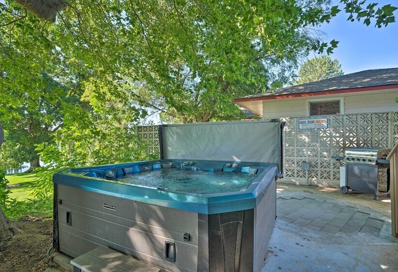 Lake House W/ Hot Tub   1 Mi To Surf  N Slide