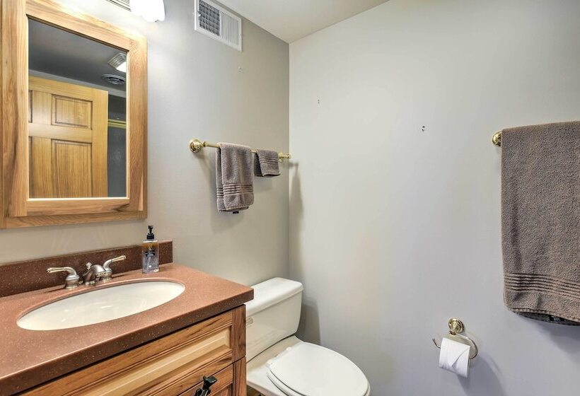 Lakefront Hayward Home W/ Game Room & Private Dock