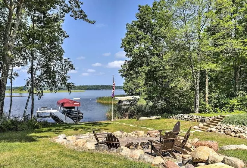 Lakefront Hayward Home W/ Game Room & Private Dock