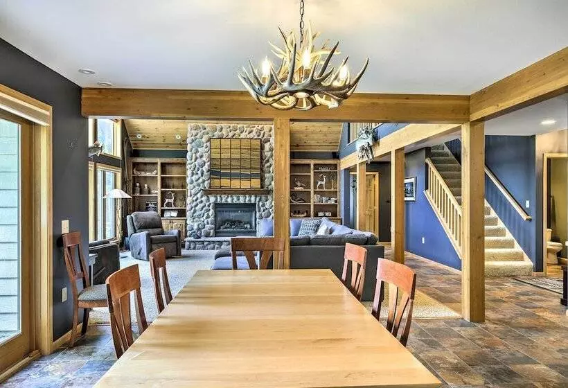 Lakefront Hayward Home W/ Game Room & Private Dock