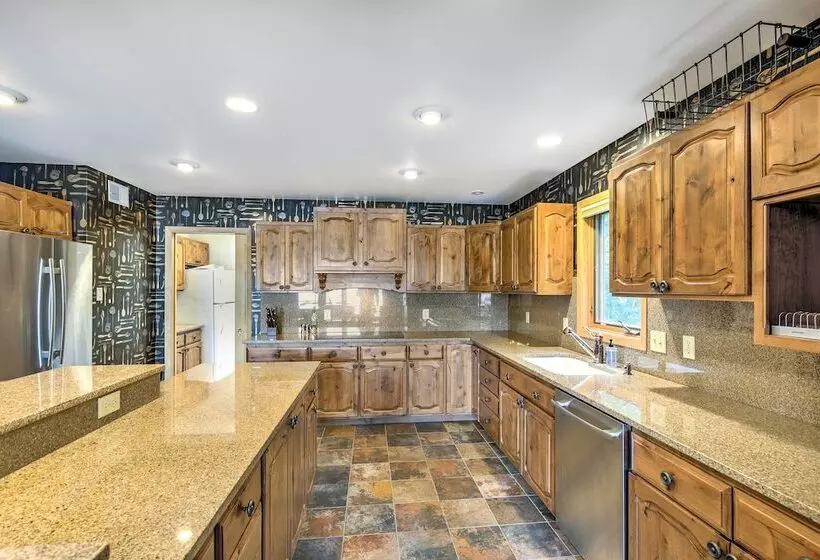 Lakefront Hayward Home W/ Game Room & Private Dock