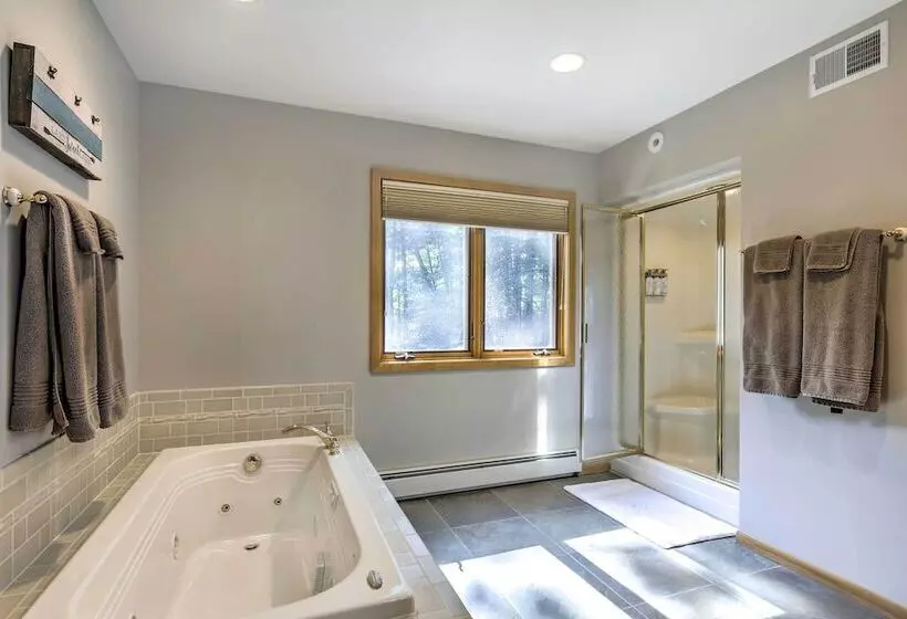 Lakefront Hayward Home W/ Game Room & Private Dock