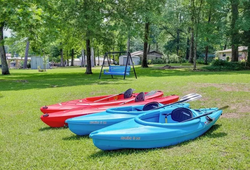 Lakefront Home W/ Deck In Hot Springs!