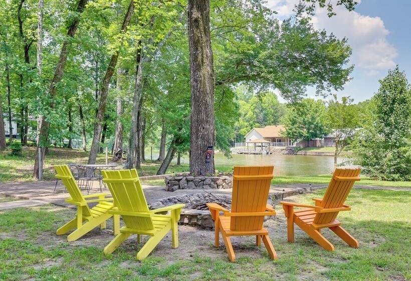 Lakefront Home W/ Deck In Hot Springs!