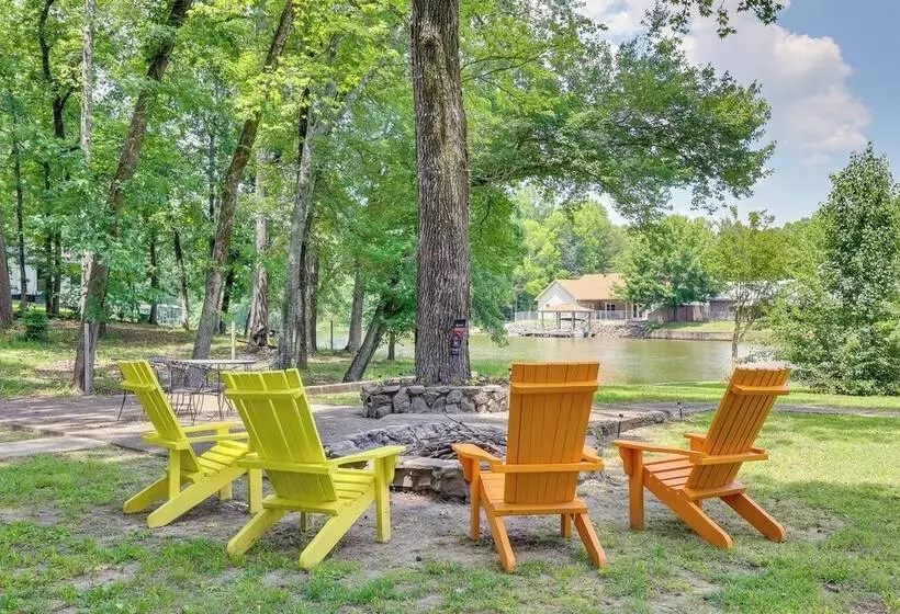 Lakefront Home W/ Deck In Hot Springs!