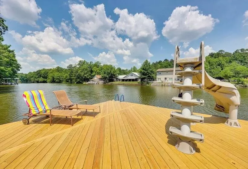 Lakefront Home W/ Deck In Hot Springs!