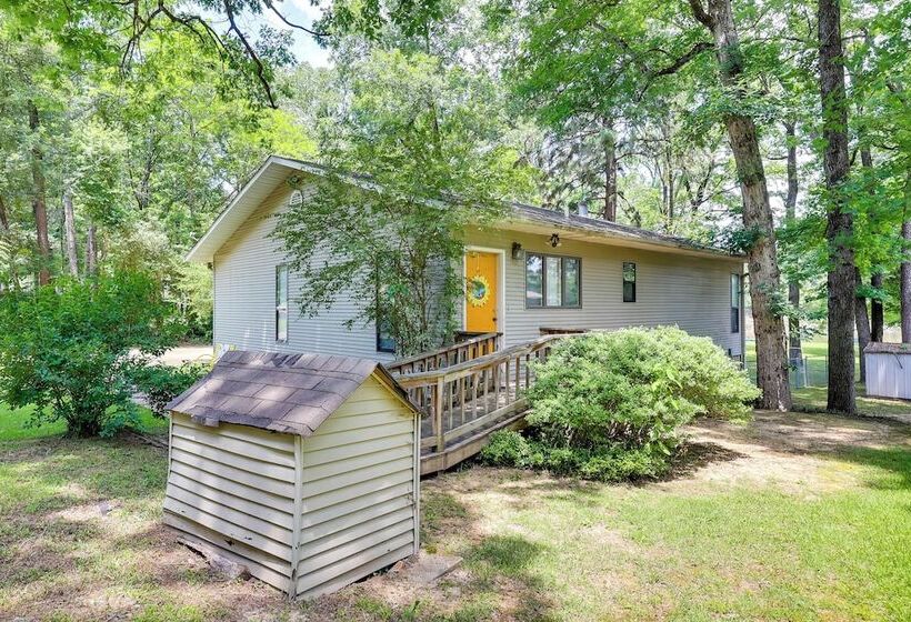 Lakefront Home W/ Deck In Hot Springs!