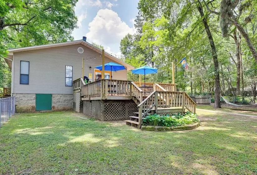 Lakefront Home W/ Deck In Hot Springs!