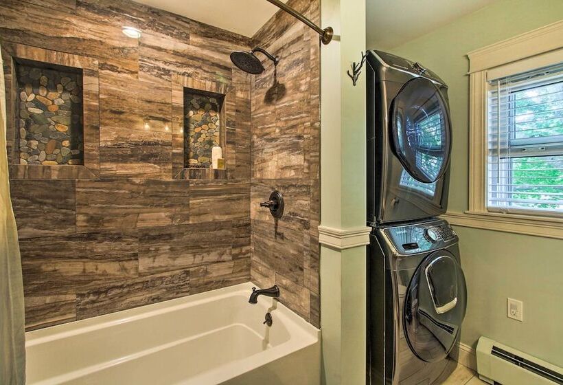 Walking Distance To Beach: Maine Home W/ Deck!