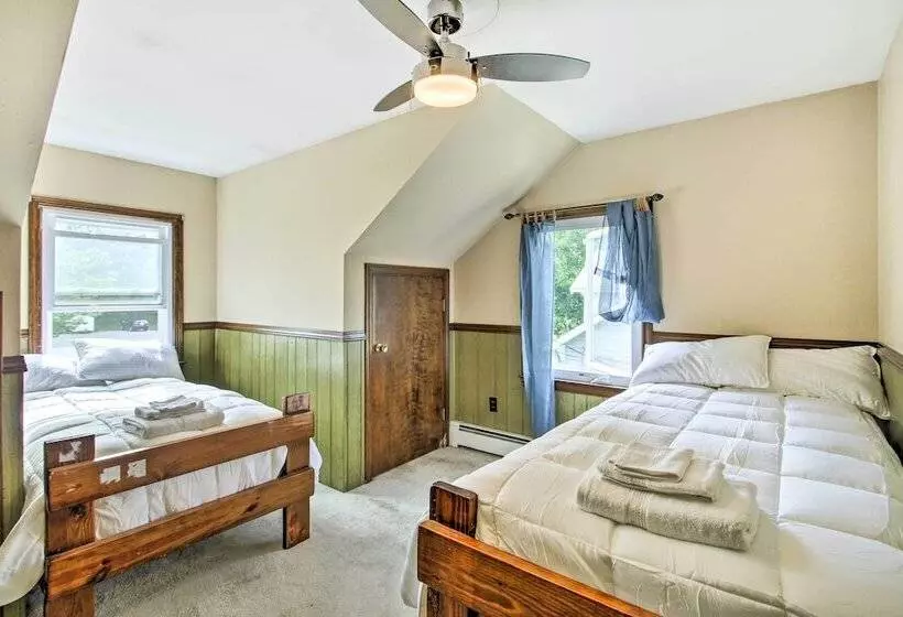 Walking Distance To Beach: Maine Home W/ Deck!