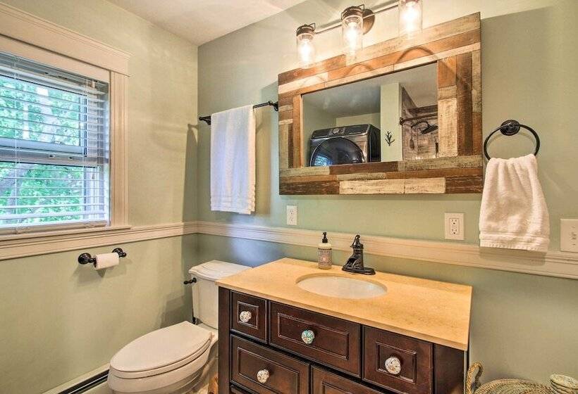 Walking Distance To Beach: Maine Home W/ Deck!