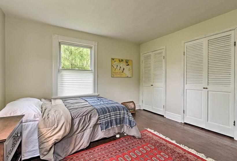 Millburn House W/ Deck   Walk To Nyc Transit!