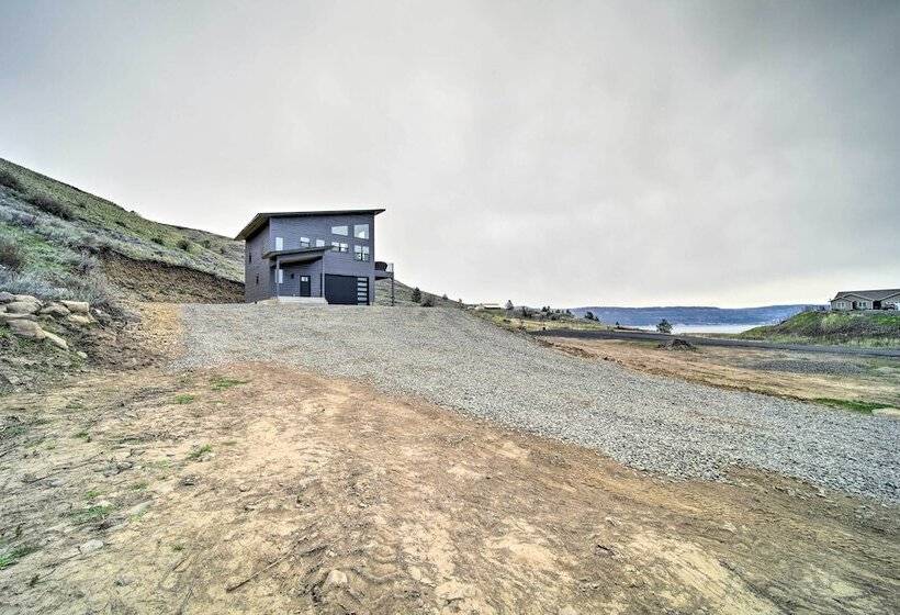 Modern Davenport Home W/ Water View & Grill!