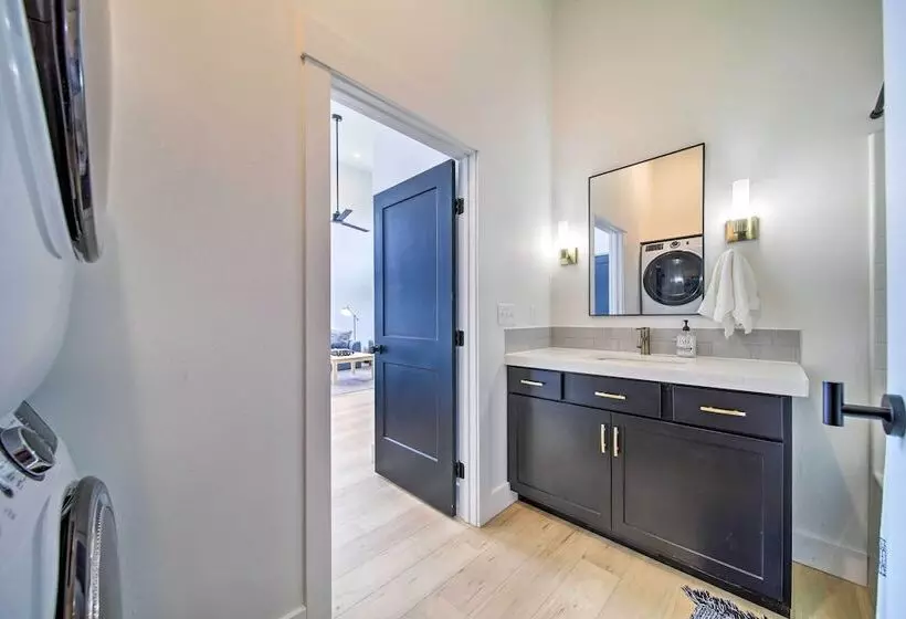 Modern Davenport Home W/ Water View & Grill!