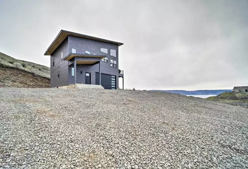 Modern Davenport Home W/ Water View & Grill!