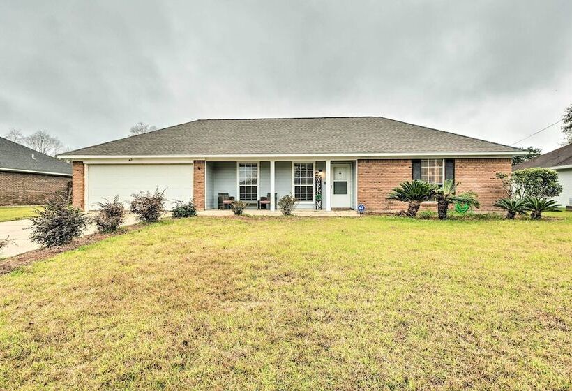 Ocean Springs Home W/ Sunroom ~ 5 Mi To Beach